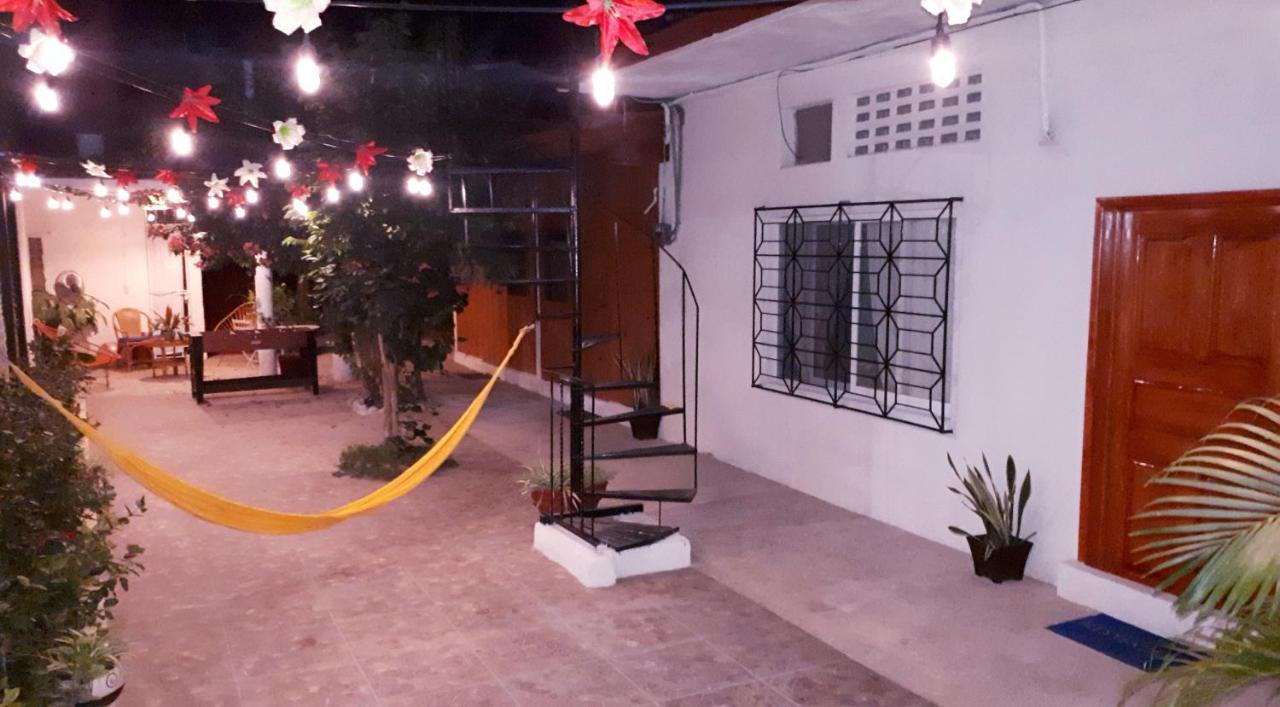 Casa Lao Centro Hotel Zihuatanejo Exterior foto