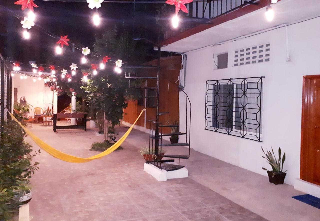 Casa Lao Centro Hotel Zihuatanejo Exterior foto